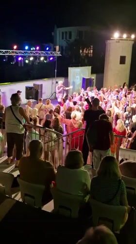 Live concert packs Sveti Vlas amphitheater on summer evening