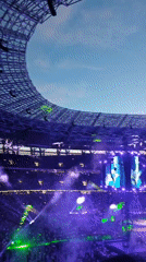 Stadium concert draws massive crowd in Budapest