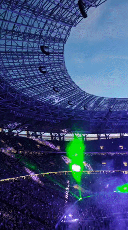 Stadium concert draws massive crowd in Budapest