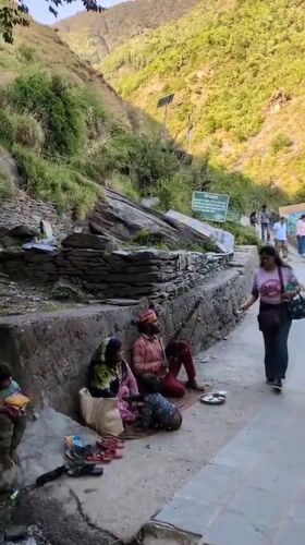 Family musicians and garden scenes captured in northern India mountains