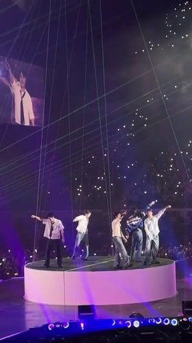 EXO Planet concert draws thousands to Jakarta arena