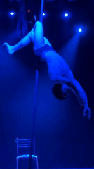 Buenos Aires nightclub performances captured during early morning hours