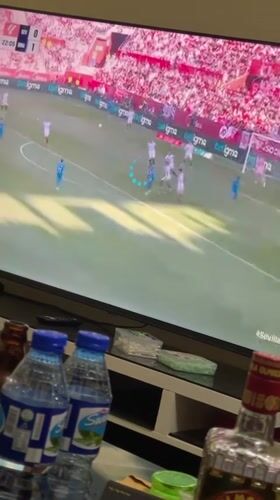 Abuja viewer struggles with streaming app during football matches