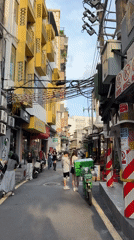 Morning street life documented across Haizhu District, China