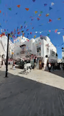 Daytime festival draws crowds to decorated streets in Vejer