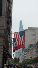 Midtown 5th Avenue: luxury storefronts, street life, and architecture