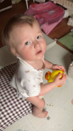 Family moments documented in Nizhny Novgorod home setting