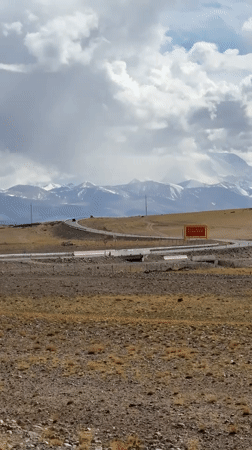Highway scene documented in mountainous Hor town, China