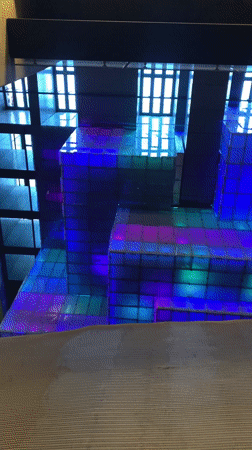 Color-changing cube ceiling display observed in Buenos Aires
