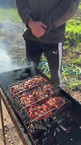 Outdoor grilling observed in Elovo, Russia on May 9