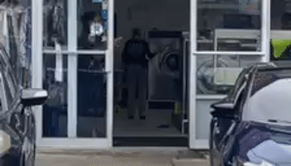 Police investigate incident at NYC laundromat storefront