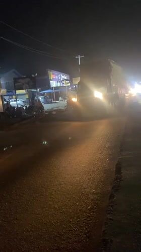 Covered truck observed traveling Lagos road at night