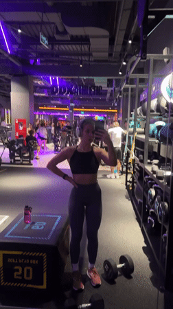 Woman takes gym selfie in Irkutsk fitness center