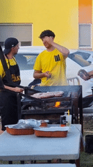 Community barbecue and live music in Sant Joan Les Fonts