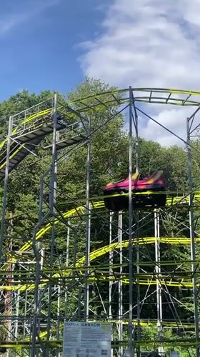 A busy afternoon at Stavropol's outdoor amusement and park complex