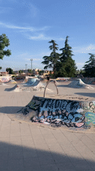 Skaters gather at Badia del Vallès park for afternoon session