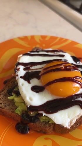 Avocado toast breakfast documented in Rusanovo, Russia