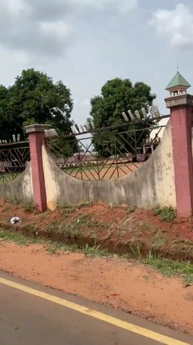 Tuk-tuk passenger films rural road journey in Ebenebe, Nigeria