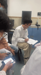 Healthcare workers conduct morning consultations in Yuzhong District