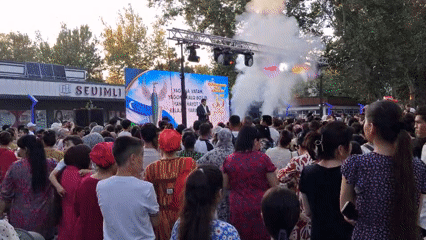 Public celebration and street life across central Chirchik