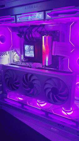 Gaming PC with purple LEDs documented in Berlin