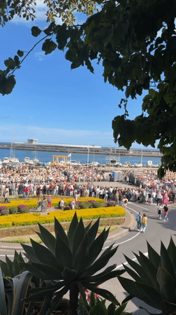 Routine afternoon scenes documented across central Funchal, Portugal