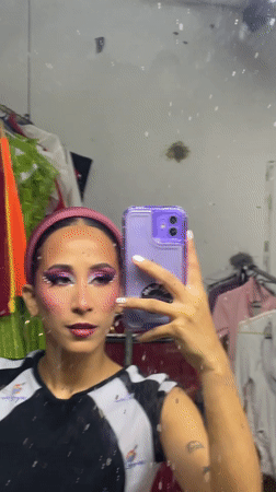 Behind the scenes and on stage at a Porlamar evening event