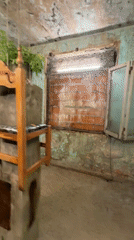 Witness documents abandoned Buenos Aires building interior over eight minutes