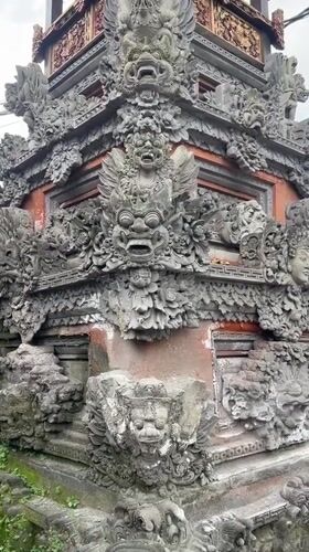 Tourist documents Balinese temples and street life in Ubud