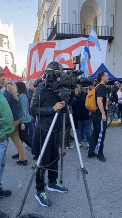 University and labor protesters demonstrate in Buenos Aires streets