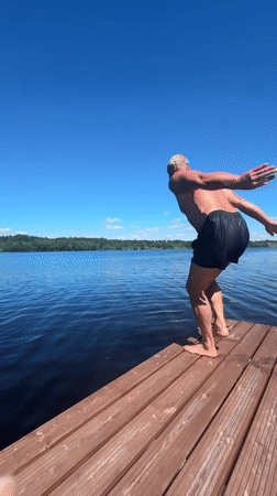 A relaxed summer day out on the lake