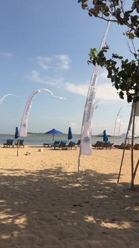 Sudamala Resort's beachfront setup in Sanur, Bali