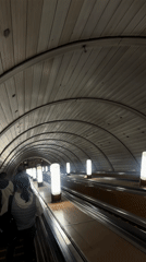 Moscow residents navigate subway, enjoy Asian dining experience