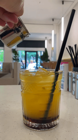 Uzhhorod cafe scene documented during afternoon beverage service