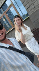 Couple walks hand-in-hand, records selfie video in Moscow