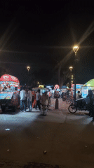 Night out near India Gate: street food and crowds