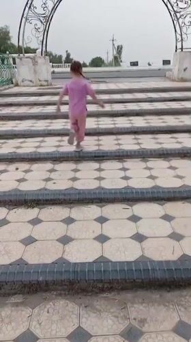Families and children enjoy afternoon activities in Bekabad parks