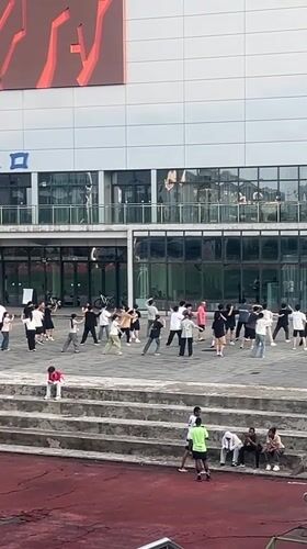 Morning Recreation Activities Documented at Jiangjin Sports Complex