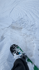 Snowboarder captured on video in fresh snow in Abkhazia