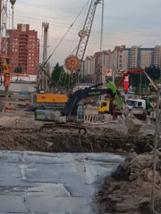 Construction work and residential streets documented in Saint Petersburg