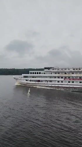 Russian river cruise ship 'Nizhny Novgorod' underway near Khoroshevo