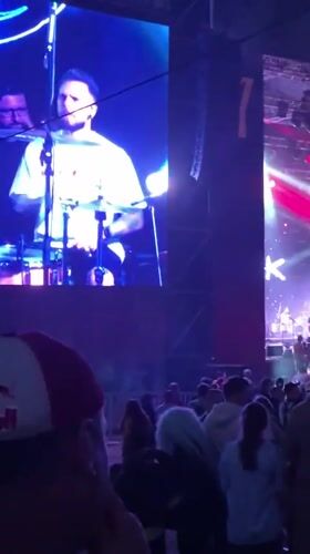 Outdoor rock concert draws big crowd in Lagunovo, Russia