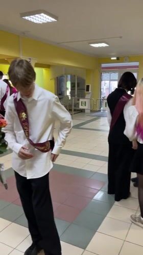 High school graduation ceremony celebrates Kaliningrad Region anniversary
