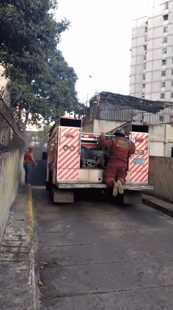 Street scenes and city views across Caracas, day into night