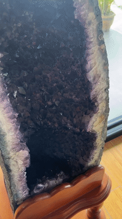 Amethyst geode display documented in Pattaya City, Thailand