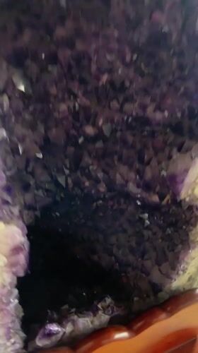 Amethyst geode display documented in Pattaya City, Thailand