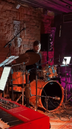 Jazz band plays intimate brick venue in Minsk