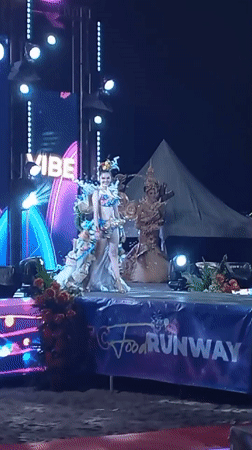 Evening entertainment events featuring costumes and music in Pattaya