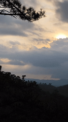 Mountain scenery and motorbike journey documented in Lạc Dương