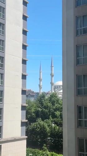 Domestic life moments captured in Esenyurt, Turkey apartment